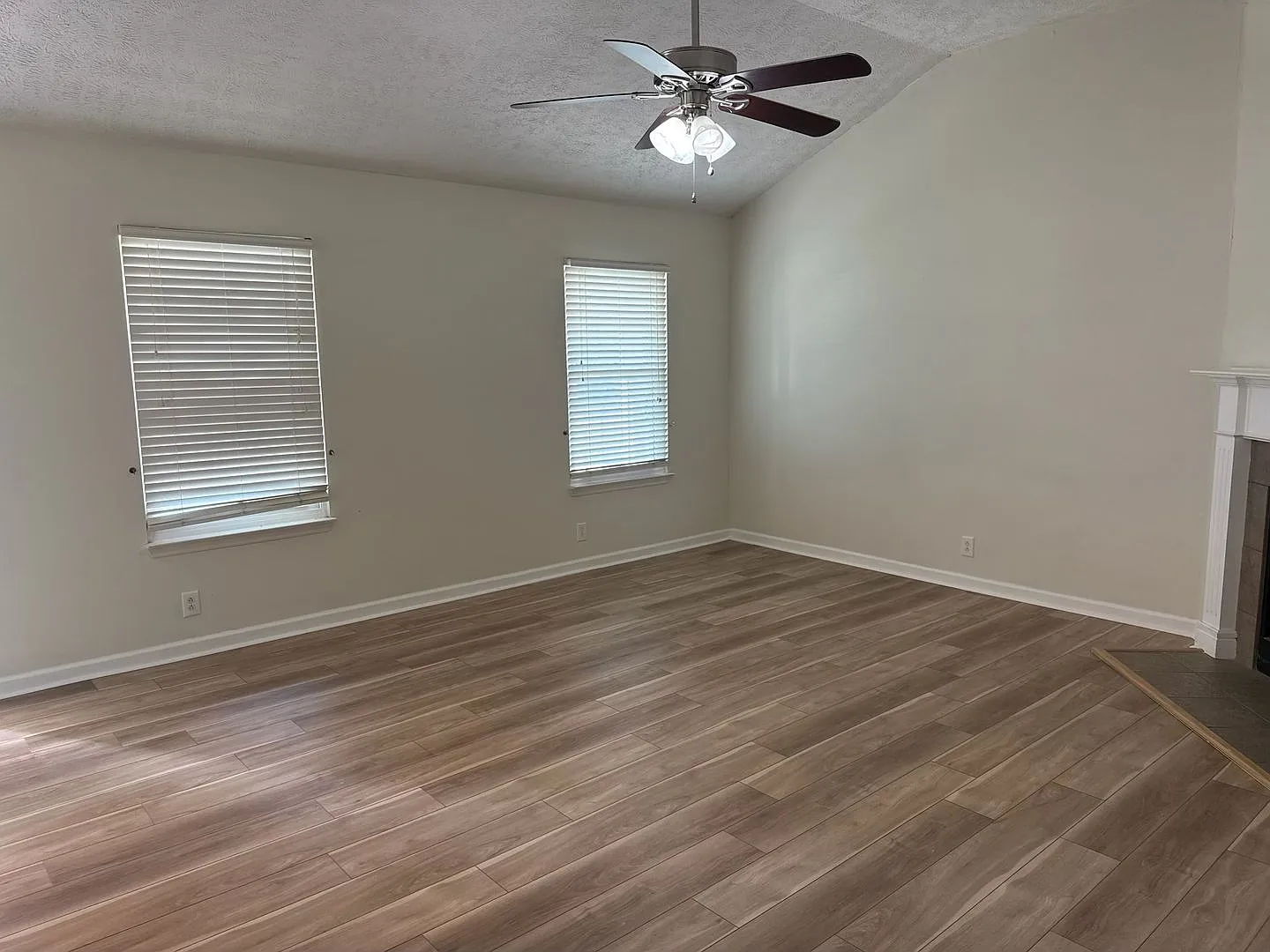 For Lease - 3 Bed 2 Bath - House In Murfreesboro — Photo 4
