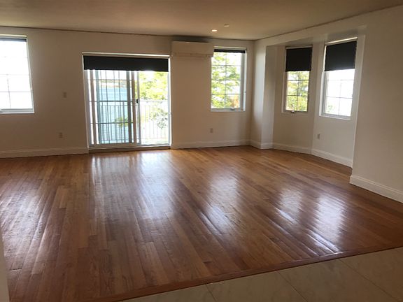 4th image of 12055 Sunrise Ct #3