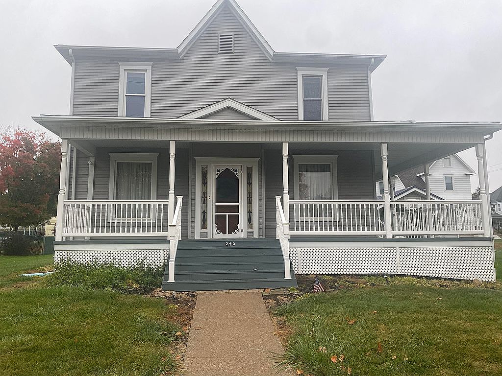 240 N Main St, Stockton, IL 61085 Zillow