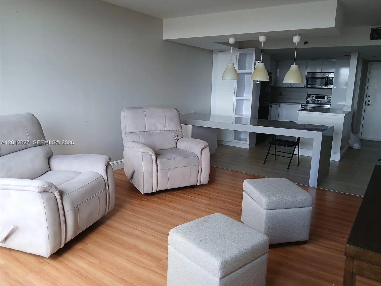 Park Place Condominium No — Photo 1