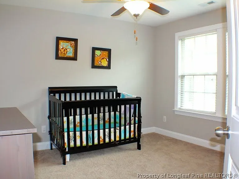 1437 Vergeland Dr — Photo 15