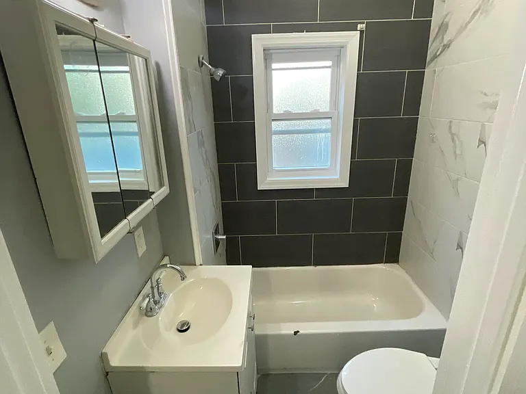 10 Boylan St #1 — Photo 4
