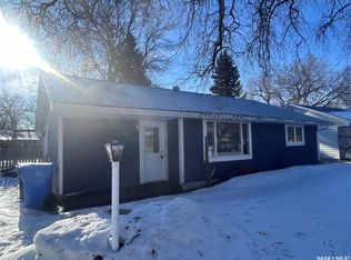 1523 Thorn Cres, Estevan, SK S4A1V7