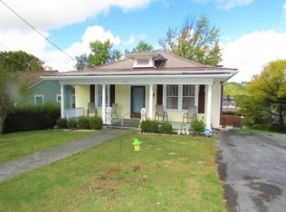 313 E H St, Elizabethton, TN 37643