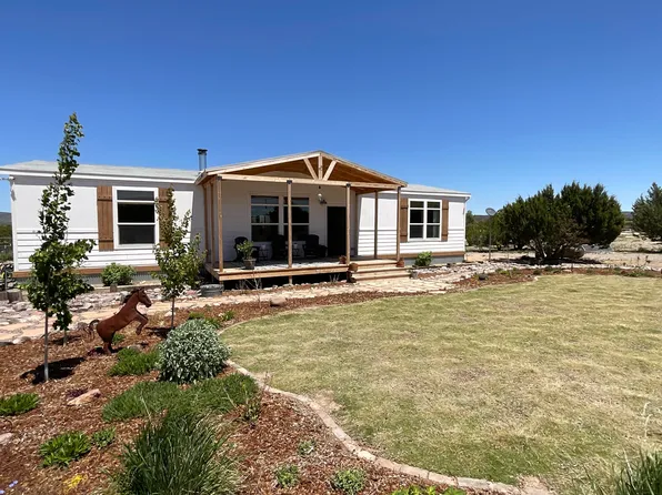 41081 N Winchester Ridge Dr, Seligman, AZ 86337