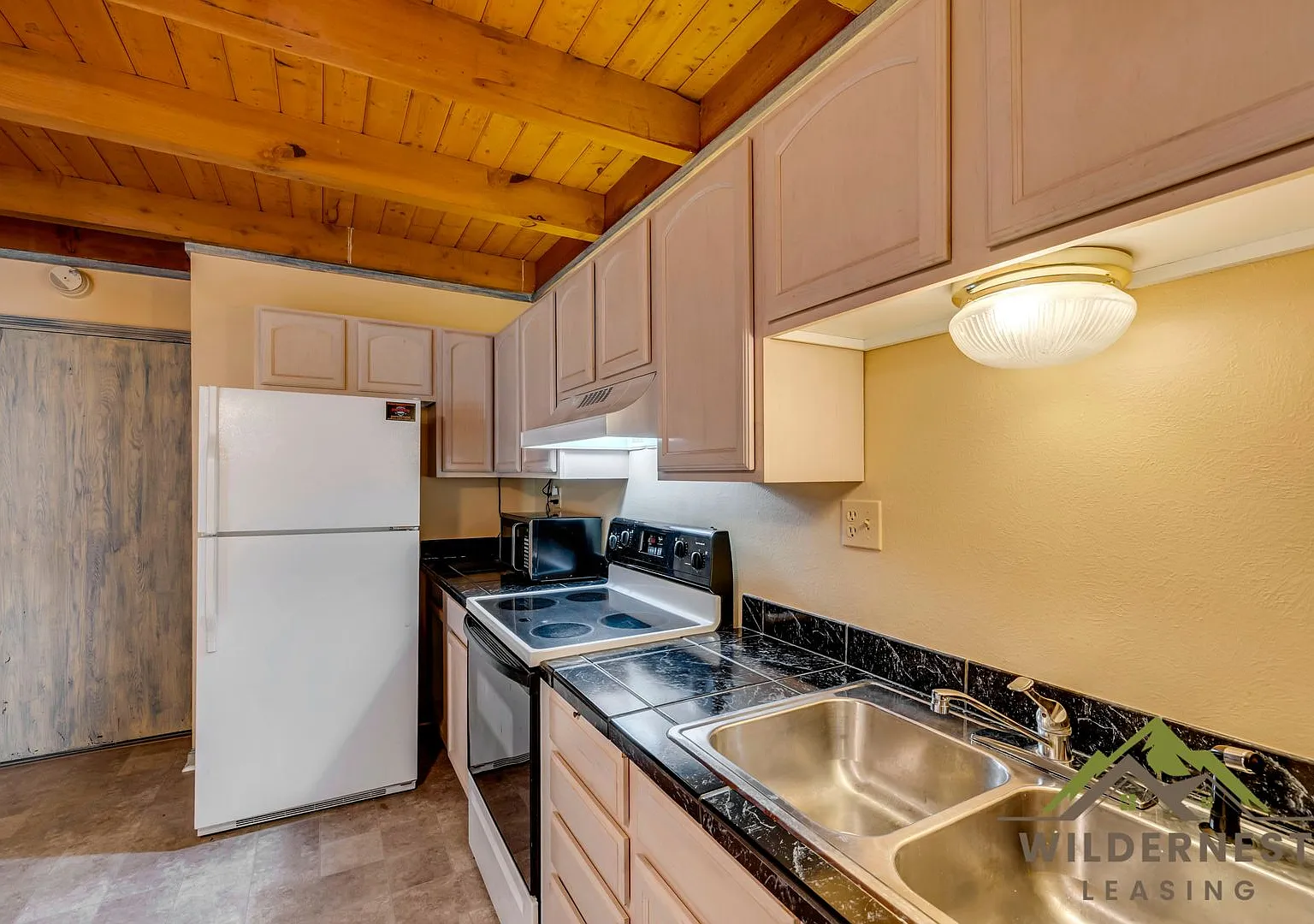Quaint 1 Bedroom/1 Bath Unit in Wildernest-Wifi, Clubhouse, Utilities included — Photo 4