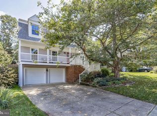 3307 Fallen Tree Ct, Alexandria, VA 22310