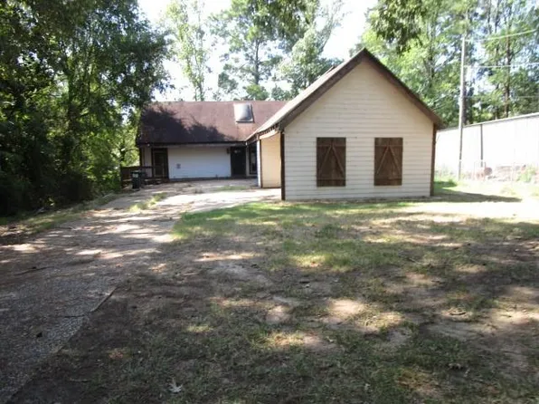 191 Campbell Rd, Natchitoches, LA 71457