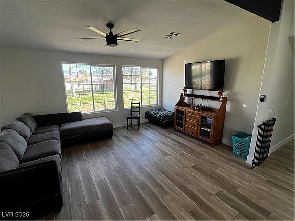 4th image of 3721 Twilight Ave
