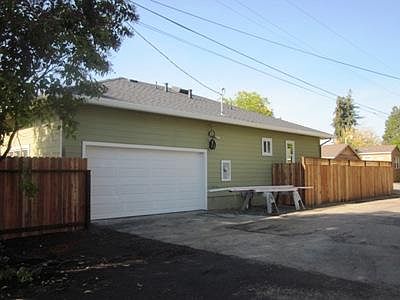 3rd image of 2092 Morlan Dr