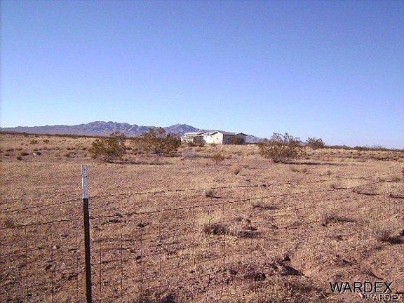 5th image of 10124 W Cheryl Avenue