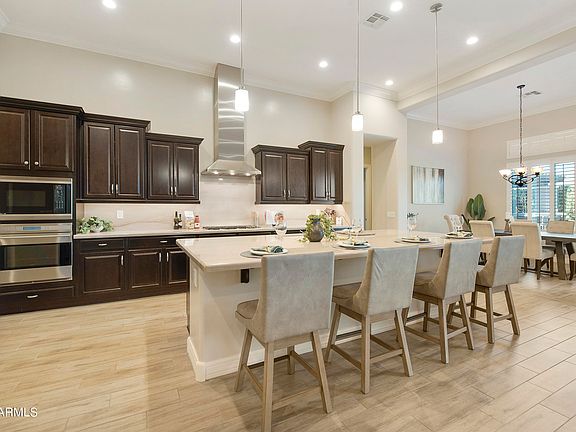 3rd image of 5710 E PARNELL Drive
