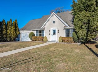 141 Oxford Ave, Fair Haven, NJ 07704