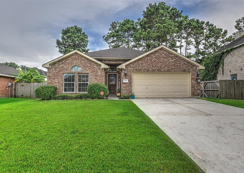 1st image of 8322 Sports Haven Dr