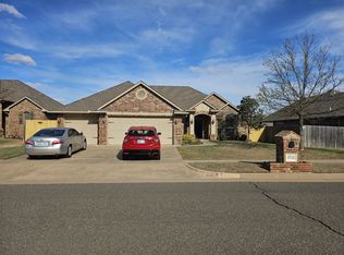 3712 Lambeth St, Mustang, OK 73064