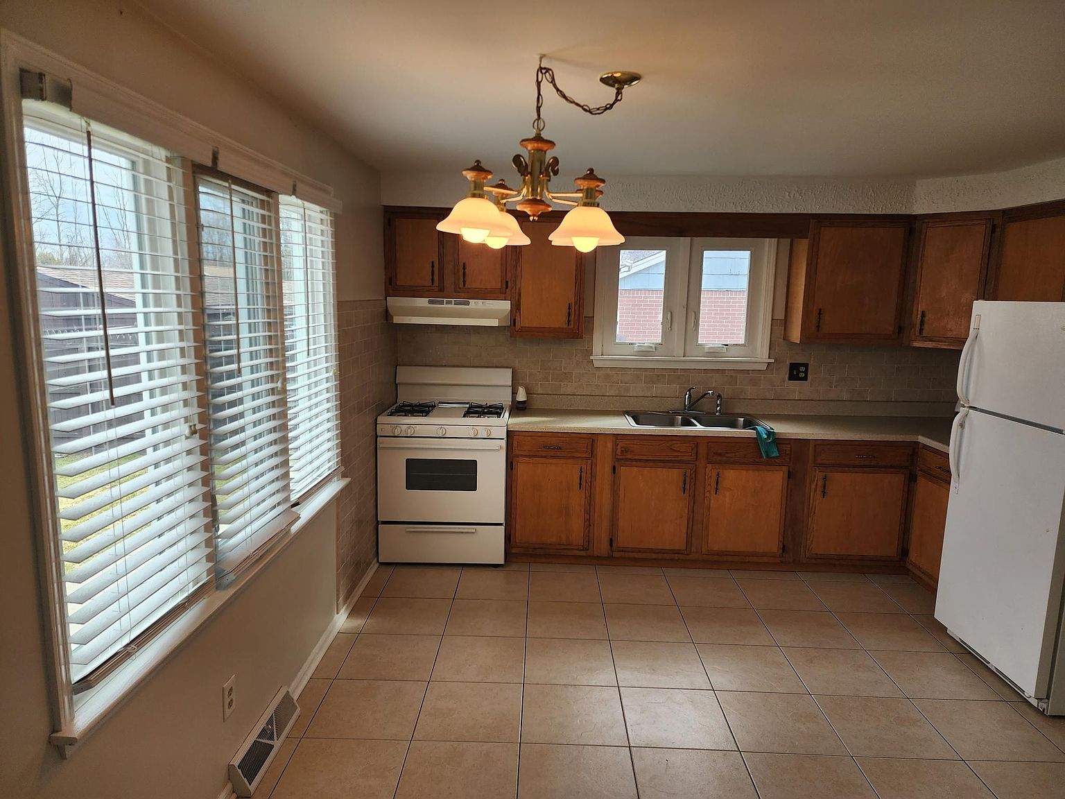 3658 Sowles Rd, Hamburg, NY 14075 Zillow
