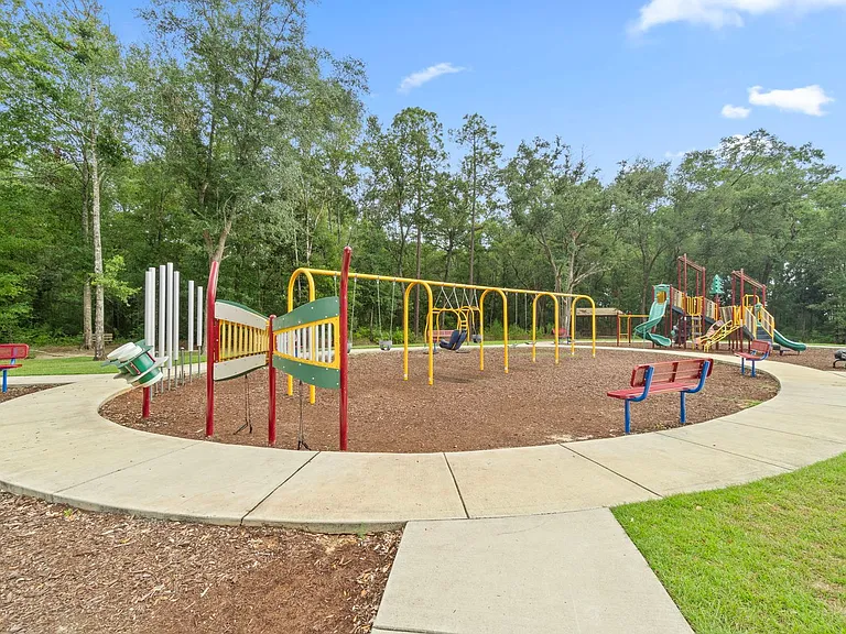 5253 Peach Dr — Photo 21