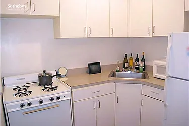 Rented by Sotheby's International Realty