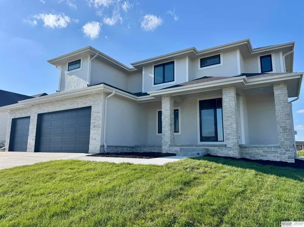 20152 T St, Omaha, NE 68135