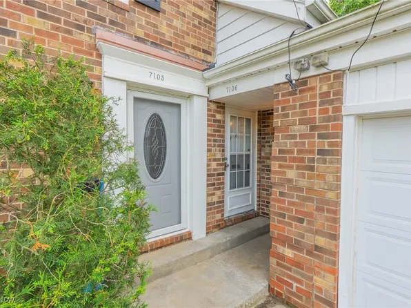34112 Chagrin Blvd APT 7106, Moreland Hills, OH 44022