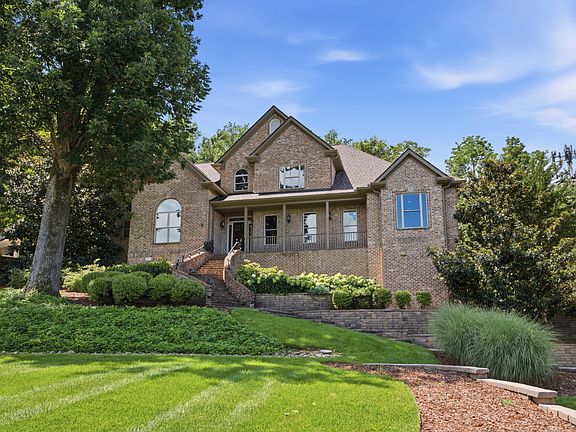 3rd image of 1112 Radnor Glen Dr