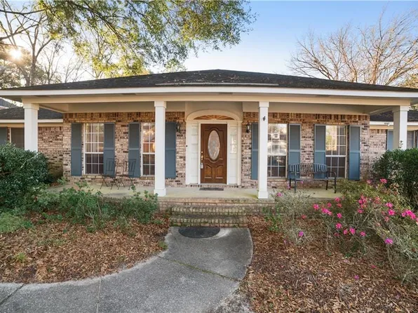 5721 Blue Ridge Dr N, Mobile, AL 36693