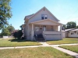 705 Forest St, Wyandotte, MI 48192