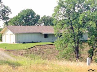 20595 Woodlake Cir, Red Bluff, CA 96080