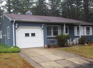 11 Attleboro Ln, Manchester Township, NJ 08759