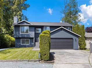 17305 108th Ave NE, Bothell, WA 98011