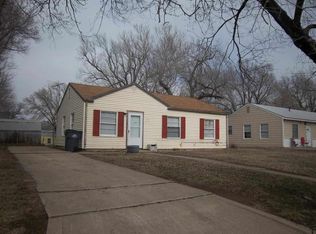 1224 E Charleston St, Wichita, KS 67219