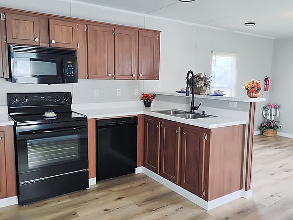 2nd image of 90 Deerwood Park