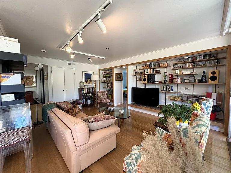 320 Palo Alto Ave #A2 — Photo 12