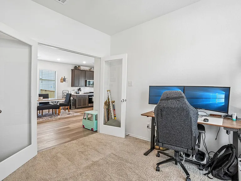 5050 Park Cor — Photo 33