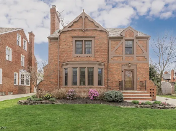 2619 Traymore Rd, University Heights, OH 44118