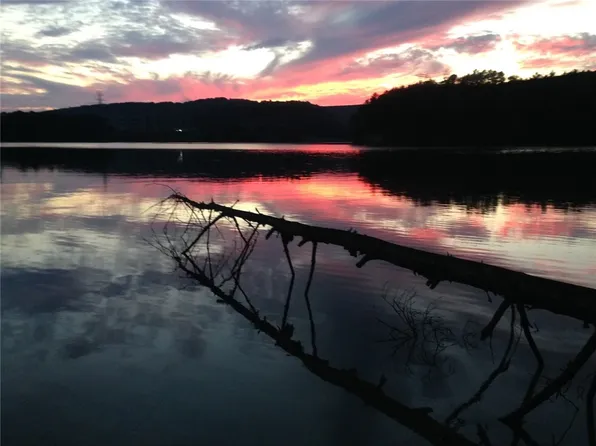 118 Johnson Dr, Sunset, SC 29685