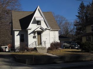 39 Thompson St, Monson, MA 01057