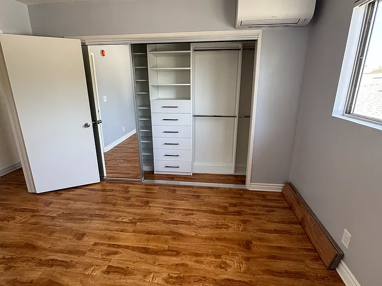 1040 N Laurel Ave #5 — Photo 24
