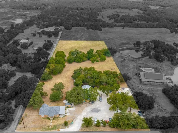 4925 Mills Rd, Denton, TX 76208