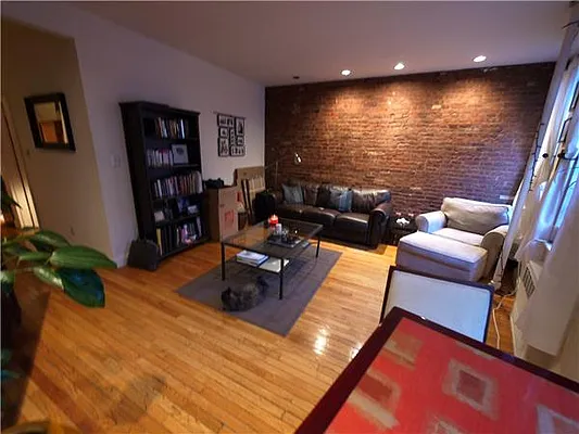 Rented by JM Preston Properties LLC | media 16