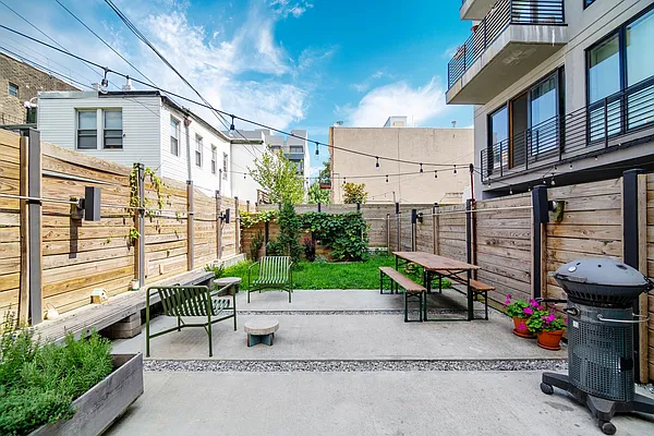267 Evergreen Avenue #2B in Bushwick, Brooklyn | StreetEasy