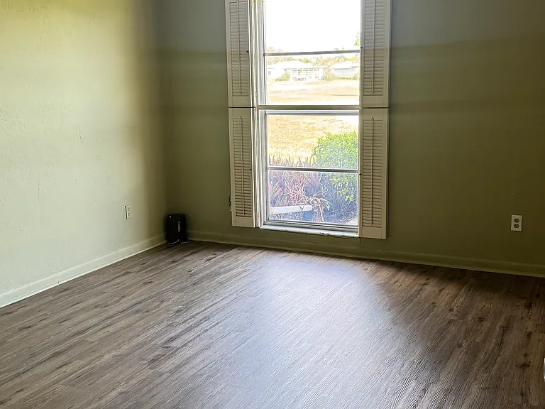 4105 Lakewood Blvd — Photo 8
