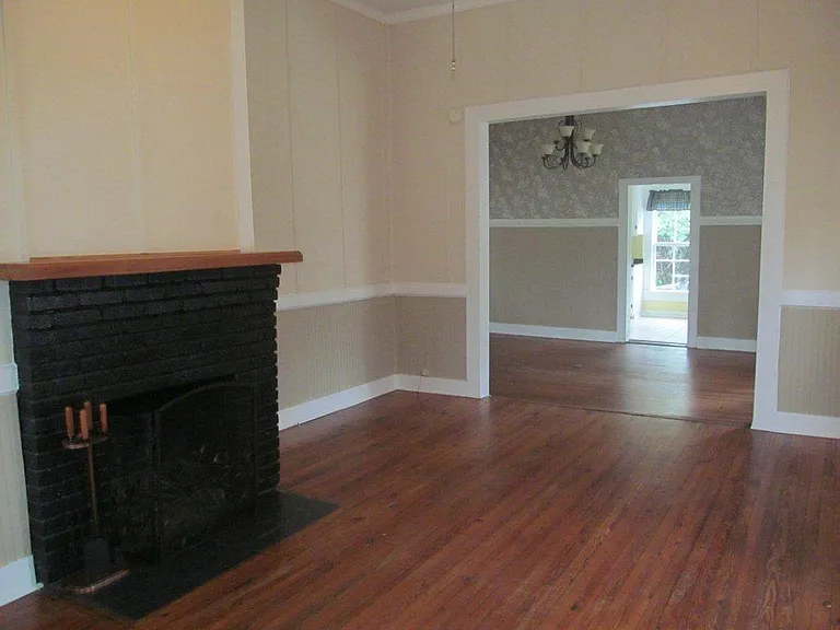 500 Bedell Ave — Photo 7