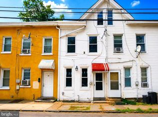 91 Klagg Ave, Trenton, NJ 08638