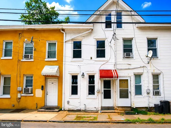 91 Klagg Ave, Trenton, NJ 08638