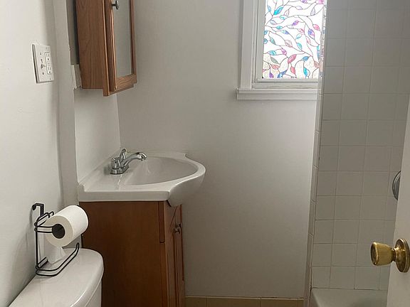 4th image of 115 Glover Ave Floor 3