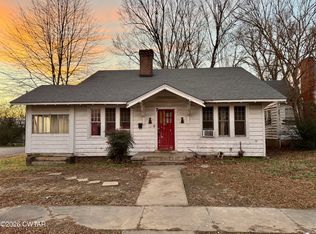 127 S Fairgrounds St, Jackson, TN 38301