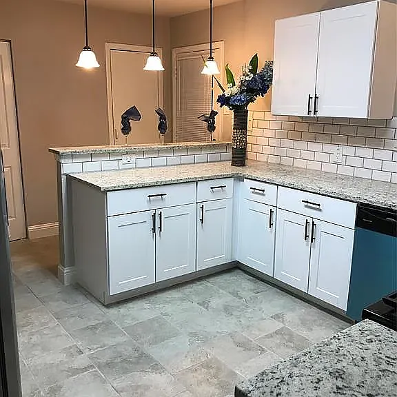 1502 Dale Pl — Photo 3