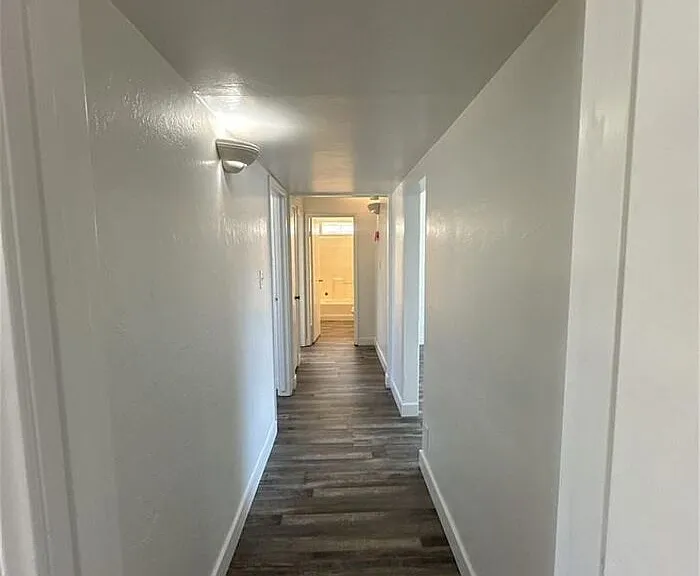 148 W Victory Rd — Photo 13