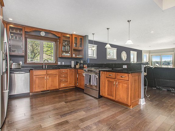 5th image of 1300 N Eagle Lake Dr